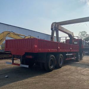 Camion Usato Howo per Carichi Pesanti, 371 CV, 8x4, 6x4, <span class=keywords><strong>con</strong></span> Gru, Cassone, Pianale, di Seconda Mano e di Buona Qualità - Product Image 3