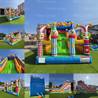 Structure gonflable Joker 7x4x6m, thème clown, écologique, couleur personnalisée, pour intérieur/extérieur, parc urbain, château gonflable avec toboggan en PVC