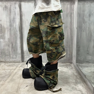 TOPSHOW Jeans amples en denim à imprimés <span class=keywords><strong>camouflage</strong></span> personnalisés, shorts convertibles zippés, pantalons <span class=keywords><strong>cargo</strong></span> <span class=keywords><strong>camouflage</strong></span> pour homme, style streetwear - Product Image 2