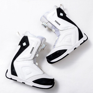 Botas de Esquí con Certificación CE, Calidad para Adultos, R2, para Tabla Individual, Materiales Superfinos Mejorados, Directo de Fábrica - Product Image 1