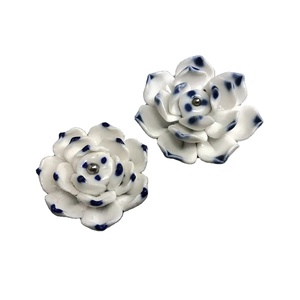 Mode fait à la main Lotus forme céramique poignée et boutons armoire tiroir poignée pour chambre meubles accessoires décoratifs - Product Image 1
