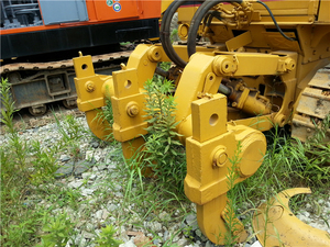 Bulldozer CAT D7G d'occasion de haute qualité, modèle 2023, capacité de bulldozing de 8,6 m, puissance de 90 CV, équipement lourd à prix réduit en vente - Product Image 4