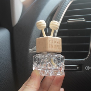 Máquina para Hacer Perfume para Auto de 10 ml, Aceite de Fragancia, Difusor de Auto con <span class=keywords><strong>Clip</strong></span> de Ventilación, Doble Uso, Botellas de Panal, Difusor para Auto - Product Image 2