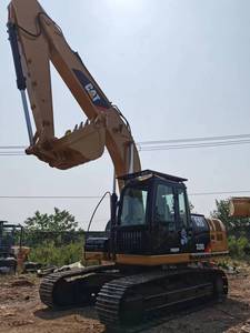 Venta caliente en China: Maquinaria de construcción Caterpillar 320D de segunda mano, tamaño mediano, 20 toneladas de peso operativo, con bomba hidráulica y rodamientos. - Product Image 2