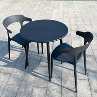 Meubles de jardin imperméables de fabrication directe, forme ronde et carrée, restaurant, terrasse, salle à manger, table en plastique d'extérieur