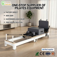 2026 Coral OEM Machine de Pilates Reformer Professionnelle avec Lit Tour Pliant, en Aluminium et Bois, et Accessoires en Boîte, Équipement Commercial
