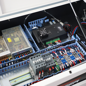 Máy hàn laser cầm tay bốn trong một máy hàn laser kim loại 1500W-3000W - Product Image 4