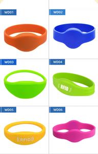 Biểu tượng tùy chỉnh RFID dây đeo cổ tay 125kzh13.56mhz không thấm nước <span class=keywords><strong>NFC</strong></span> Mini <span class=keywords><strong>Tag</strong></span> cho công viên khách sạn hồ bơi cửa truy cập thẻ thành viên - Product Image 5