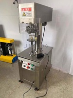 Machine à sceller automatique pour bouteilles de boissons en plastique PET Pop Soda boîtes de conserve scellant avec tasse pour mise en conserve d'aliments