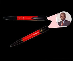 Mini stylo à bille projecteur LED personnalisable avec logo personnalisé porte-clés en métal et plastique pour la promotion commerciale et les cadeaux - Product Image 4