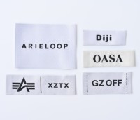 Vente en gros de logo de marque de vêtement privée personnalisée impression satin/tissé t-shirt nom de couture étiquettes en tissu de coton étiquette et étiquette de vêtements