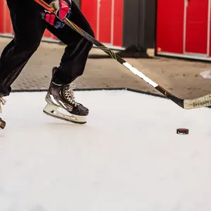 1*2 m 1*1 m individuelle Größe PE-Hockey-Boden Schlittschuhlaufen Kunststoff-Bretter UHMWPE-Synthetisches Eisschlitz für Schlittschuhlaufen Barriere