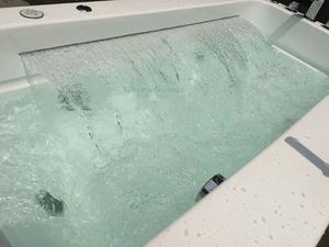 Nouvelle conception 1700X950mm <span class=keywords><strong>Baignoire</strong></span> à remous avec cascade en verre trempé avec <span class=keywords><strong>douche</strong></span> - Product Image 6