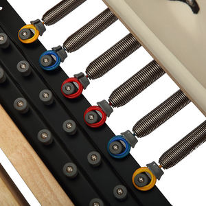 جهاز بيلاتس خشبي صلب عالي الجودة بتصميم قابل للطي مع شعار مخصص لاستوديوهات البيلاتس واليوجا وتمارين اللياقة البدنية - Product Image 4