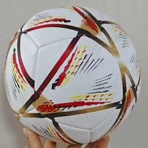 Ballon de football professionnel personnalisé de haute qualité, taille 5, en matériau PU, adapté aux matchs et à l'entraînement - Product Image 1
