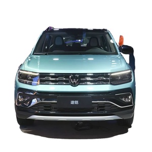 Buen <span class=keywords><strong>precio</strong></span> para Volkswagen <span class=keywords><strong>T</strong></span>-<span class=keywords><strong>Cross</strong></span> <span class=keywords><strong>2023</strong></span> 300TSI DSG Highline techo panorámico pequeño SUV productos en stock coche en el puerto - Product Image 1
