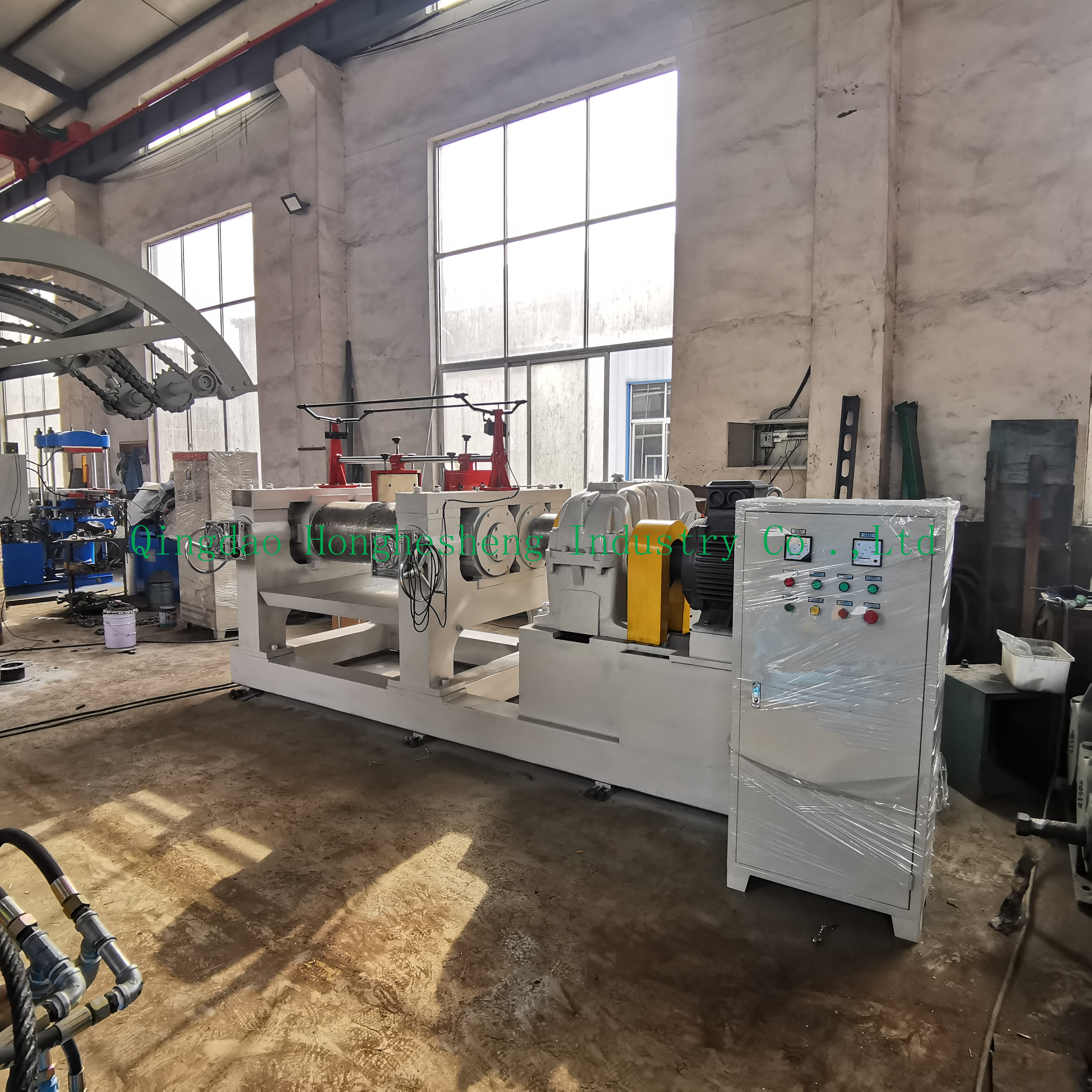 Hard Tooth Bearing  Rubber Two roll mixing mill machine XK400 16inch mixing mill machine