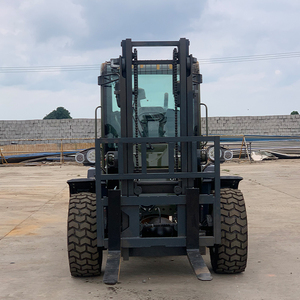 Carretilla elevadora todoterreno y carga de terreno duro, diésel - Product Image 3