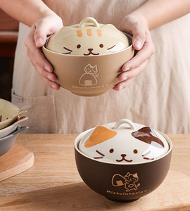 Set di ciotole per zuppa di noodle ramen in ceramica di porcellana unica del fumetto della cina con manico di copertura del coperchio