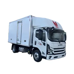 China JMC marca precio barato nuevo pequeño 5-10tons furgoneta congelador camión refrigerado para la venta