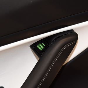 สติกเกอร์เรืองแสงติดประตูรถยนต์ Tesla Model 3 ชุด 8 ชิ้น สำหรับตกแต่งภายในรถยนต์ สไตล์สปอร์ต สติกเกอร์ติดประตูรถยนต์ - Product Image 1