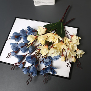 <span class=keywords><strong>Flores</strong></span> <span class=keywords><strong>de</strong></span> magnolia artificiales grandes hechas <span class=keywords><strong>de</strong></span> tela <span class=keywords><strong>de</strong></span> seda, decoración para el hogar, accesorios para fotografía, flor artificial - Product Image 2