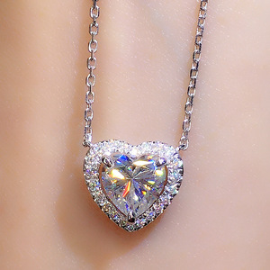 Collana con Ciondolo a Cuore per Donne, Semplice Accessorio Quotidiano, Catena per Clavicola - Product Image 6