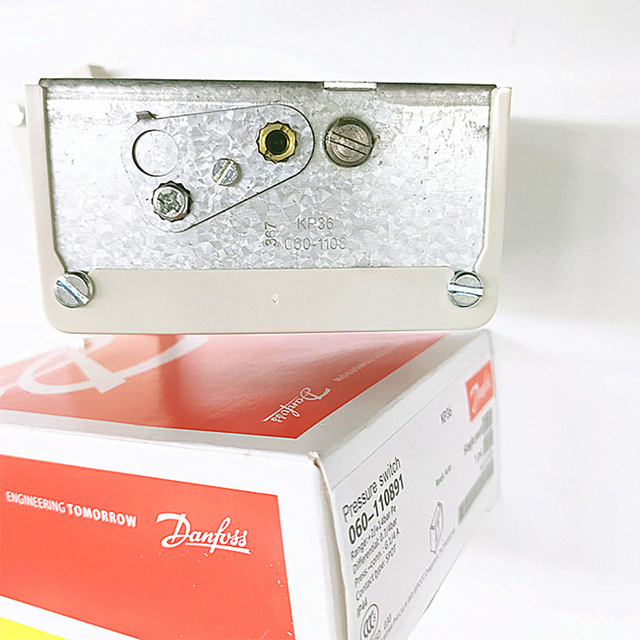 Danfoss KP2 Automatic Pressure Controller Switch Refrigeration Equipment for Air Conditioning Model 060-1120
