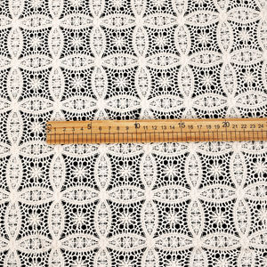 Vente en gros Broderie blanche Délicate fleur en coton Bordure en os de voiture Bordure en dentelle pour robe de mariée - Product Image 4