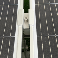 Pièces de support de panneau solaire OEM/ODM disponibles, pince intermédiaire pour système de montage au sol PV, résistance au vent 60 m/s, résistance à la neige 1,4 KN/m²