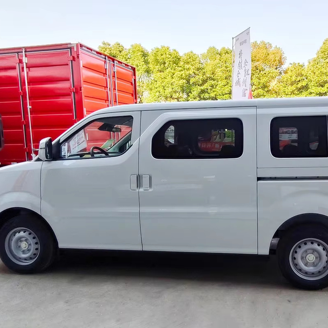 Ruichi EC75 Electric Super Van by DFSK Dongfeng