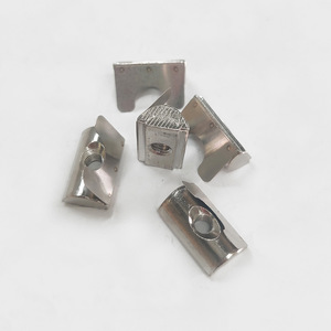 น็อตสปริงแบบคลิปเดี่ยวมาตรฐานยุโรป บล็อกติดตั้งด้านหลัง มาตรฐานแห่งชาติ ใช้สปริงสำหรับชิ้นส่วนเครื่องจักรทั่วไป - Product Image 1