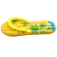 Matelas flottant en PVC personnalisé pour piscine, sûr et confortable, en forme de tongs, pour le divertissement aquatique