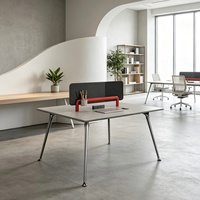 Postes de travail commerciaux modernes et luxueux en bois, cloisons pour bureaux, bureau informatique durable pour 2 à 6 personnes