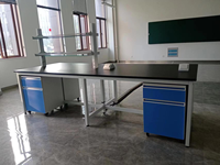 Mesa de Trabajo Modular Personalizada de Madera y Acero para Laboratorio con Superficie de Resina Fenólica para Pequeños Laboratorios de I+D, Oficinas y Salas de Pruebas