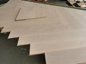 พื้นไม้เอ็นจิเนียร์ขายดีปี 2025 สีอ่อนขัดเงา ลายก้างปลา ไม้โอ๊คเคลือบเงา คุณภาพ<span class=keywords><strong>สูง</strong></span> - Product Image 6