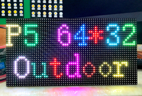 Módulo de pantalla LED de pared de video de 64x32 píxeles P5 para exteriores 5 metros IP65 2 años a todo color para centros comerciales Metro Educación