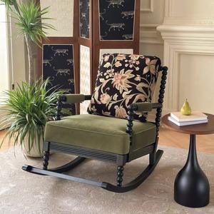 כיסא נדנדה בסגנון רטרו צרפתי לשימוש ביתי, כיסא פנאי נוח, כיסא פנינה מעץ מלא, כיסא מעצבים לסלון - Product Image 2