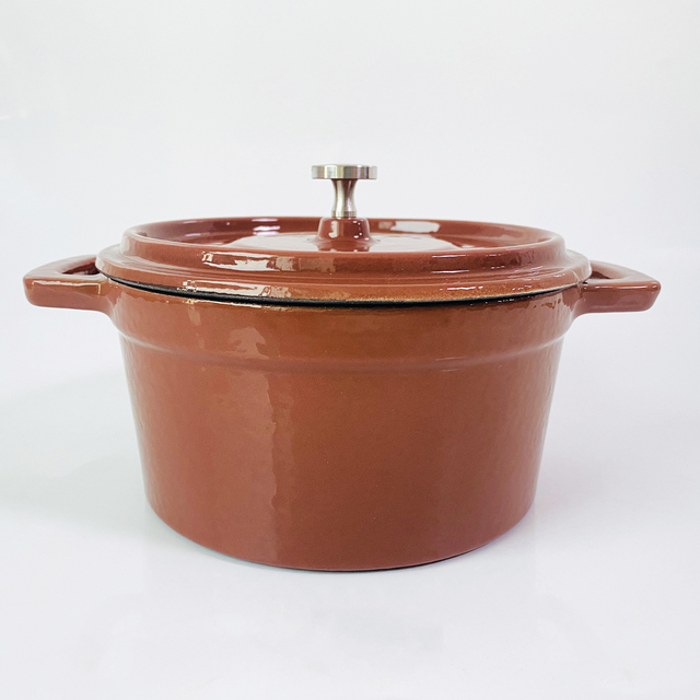 Cocotte en fonte Paul Bocuse : guide d'achat complet pour une cuisine gastronomique authentique