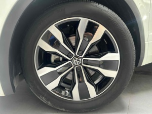 Voiture d'occasion <span class=keywords><strong>Volkswagen</strong></span> <span class=keywords><strong>Tiguan</strong></span> L 2024 330TSI FWD R-Line Premium (2.0T, 7DCT, empattement 2791 mm, Chine VI) - Product Image 6