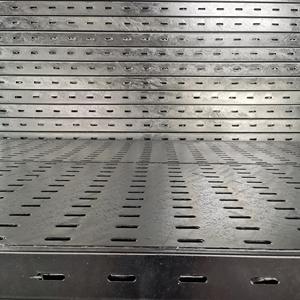 รางเคเบิลและรางสายไฟแบบเจาะรูสแตนเลสจากโรงงานจีน ขนาดปรับแต่งได้ - Product Image 1