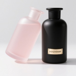 Etiquetas de marca holográficas con logotipo empotrado elevado con acabado grabado para manualidades de velas y jabones de embalaje de superficie de botella de perfume - Product Image 4