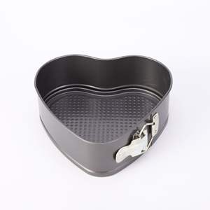 Moules à pâtisserie de qualité professionnelle avec revêtement antiadhésif intérieur et extérieur pour un nettoyage facile - Product Image 2