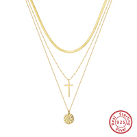 BQN08 Collier ras du cou en argent sterling 925 avec chaîne à maillons en forme de clip à trois couches et chaîne serpent, pendentif rond en forme de croix