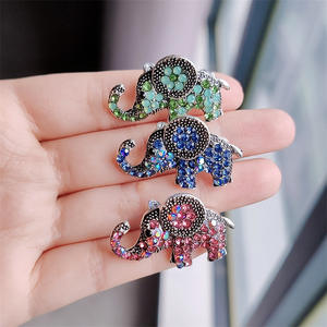 Custom Alloy Elephant <b>Brooch</b> <b>Pin</b> with Cute Crystal Design for Gifts Parties Weddings and Engagements Plating Technology - Product Image 1