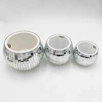 Meilleures ventes : Jardinière suspendue auto-arrosante en forme de boule disco, argentée, 15 cm et 20 cm, pour décoration extérieure et intérieure, rose