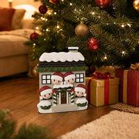 Ornement de Noël en résine en forme de chalet familial Bonhomme de neige, peint à la main, avec toit et porte, souvenir à suspendre pour arbre, village, maison, cadeau