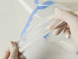 Cinta de silicona autoadhesiva transparente de PU a precio de fábrica, rollo jumbo de lámina de silicona, amigable con la piel, para apósitos de heridas - Product Image 3