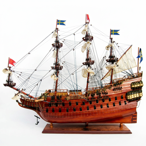 Barco de Madera Modelo WASA, Hecho a Mano, Pintado, Estilo Náutico, Decoración para el Hogar, Característica Regional Europea, Idea de Regalo Original, Vietnam - Product Image 1