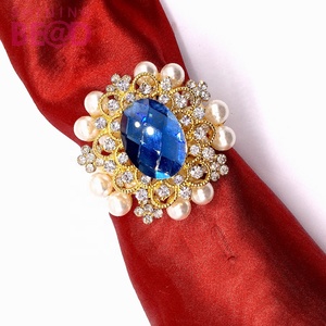 <span class=keywords><strong>Anelli</strong></span> <span class=keywords><strong>Portatovaglioli</strong></span> di Alta Qualità 2026 in Metallo con Perle e Strass Trasparenti per Ristoranti di Lusso e Banchetti Nuziali - Product Image 3